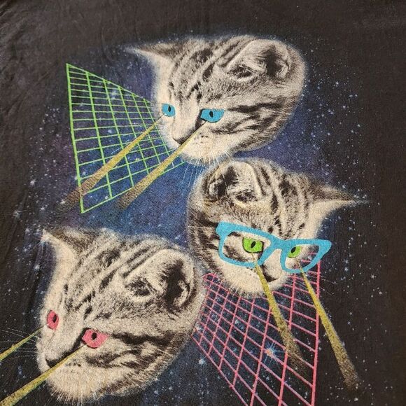 Delta Pro Weight Black Short Sleeve Tshirt With Space Cats Graphics Size Large - Picture 2 of 10